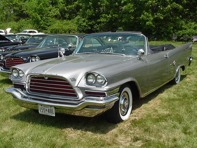 Robert Young's 300-E.jpg, 5/22/04, 79 kB