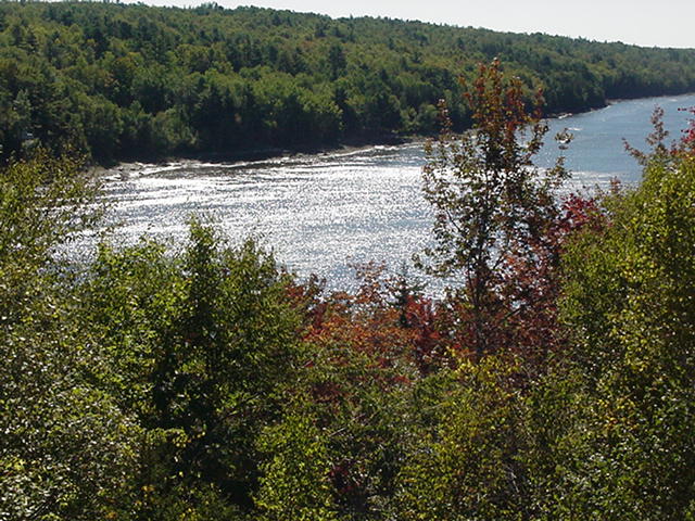 MVC-09S.JPG, 10/2/04, 101 kB