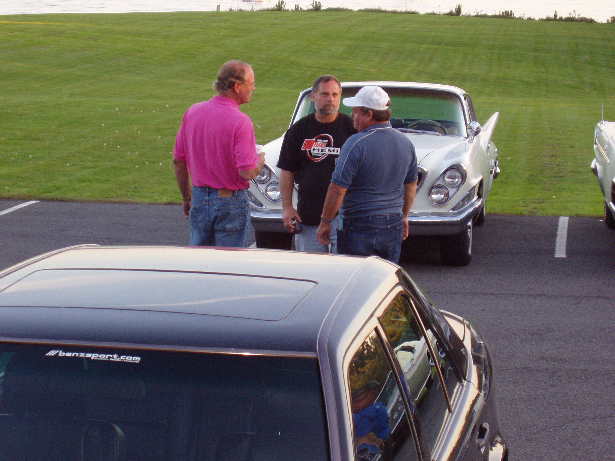 P1010111.JPG, 1/1/02, 702 kB