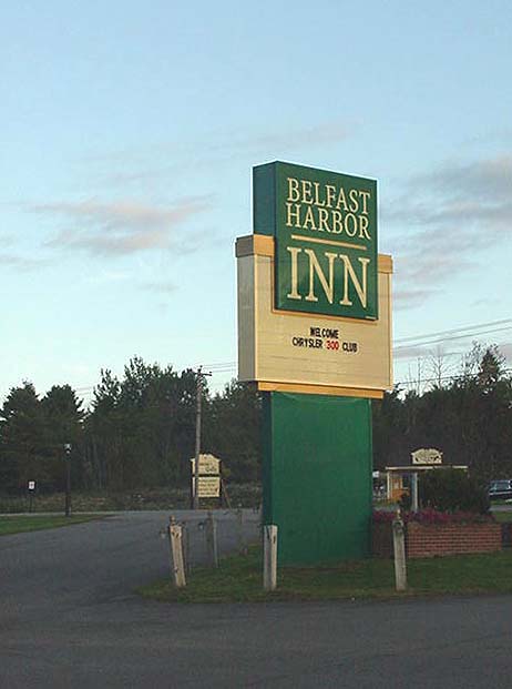 innwelcome.JPG, 10/1/04, 31 kB
